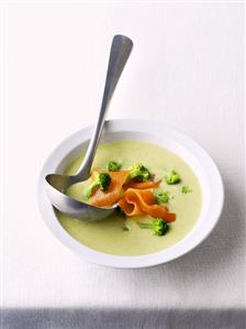 Broccoli and potato cream soup with wild salmon