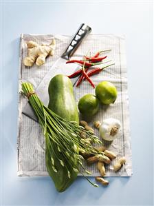 Ingredients for papaya salad