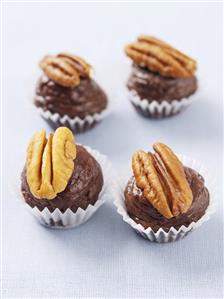 Buttercream chocolates with pecans