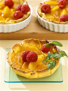 Apricot tarts with fresh raspberries