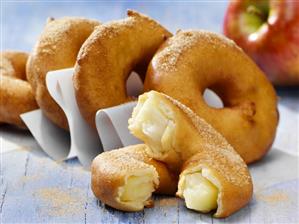 Apple fritters with cinnamon sugar