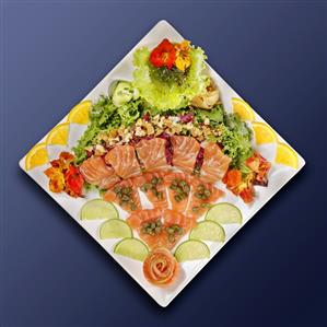 Sashimi platter with salad