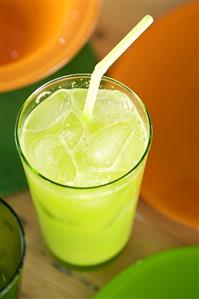 Pear and broccoli juice