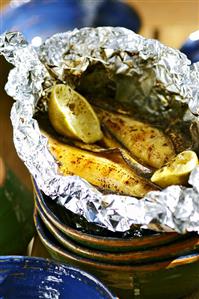 Grilled bananas in aluminium foil