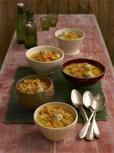 Lentil soup with poultry meatballs in five bowls