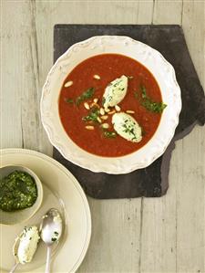 Pepper and tomato soup with cheese dumplings