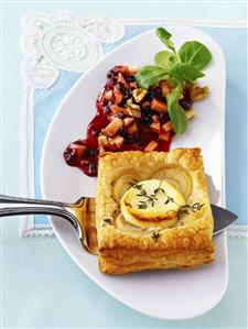 Goat's cheese & onion puff pastry tart, apple & cranberries