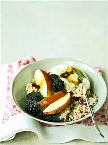 Bircher muesli with blackberries