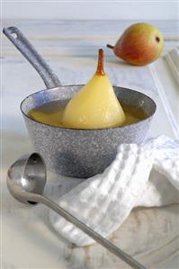 Pear compote in a pan