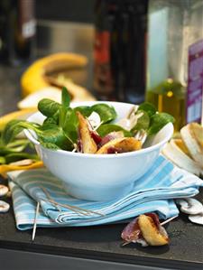 Corn salad with smoked duck breast and fried banana