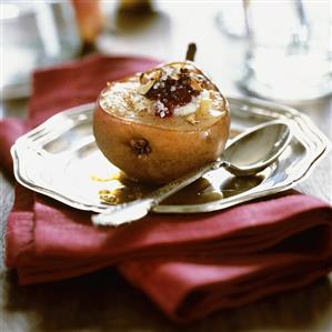 Caramelised pear stuffed with cheese and jam