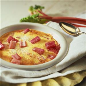 Rhubarb gratin in a small dish