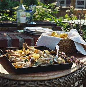 Lemon chicken with shallots and potatoes