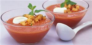 Cold tomato soup with chilli and melon