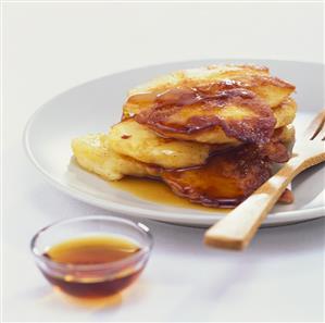 Apple pancakes with maple syrup