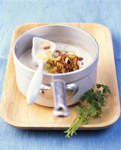 Savoury buttermilk soup with potatoes, onions and raisins