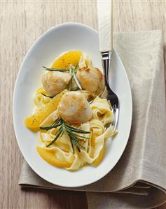 Tagliatelle with rosemary-orange butter and scallops