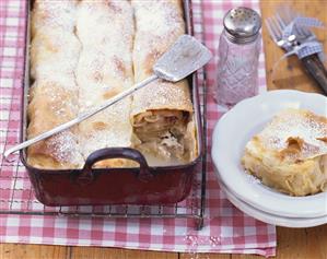 Apple strudel