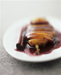 Pear in red wine sauce