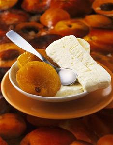 Baked peach with vanilla parfait