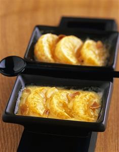 Orange gratin with almonds