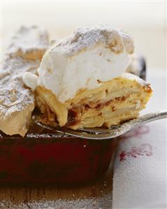 Scheiterhaufen (Log pyre, bread pudding) with plums