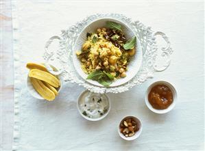 Iranian polo (pilaw) with chick-peas, dates and chestnuts