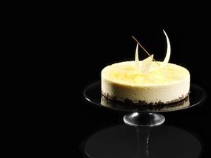 Lemon mousse cake with liquorice base