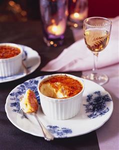 Lemon and passion fruit brûlée