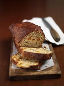 Courgette and banana bread