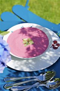 Beetroot cream soup