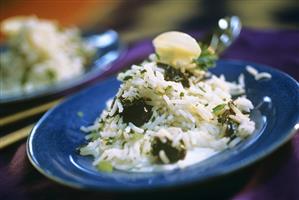 Ayurvedic cuisine: basmati rice with plums (Sri Lanka)