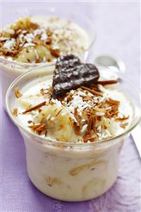 Bananas in white chocolate coconut sauce