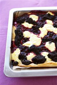 Cherry Kleckselkuchen ('Blob cake')