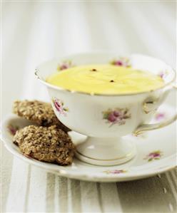 Lime cream with Sichuan pepper and coconut biscuits