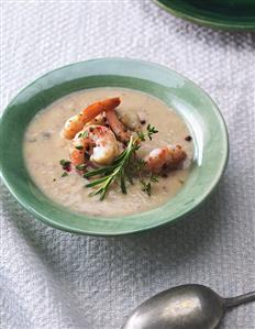 Bean cream soup with prawn tails