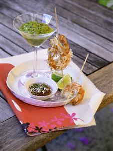 Skewered shrimps coated in rice noodles, frozen Kiwi Daiquiri