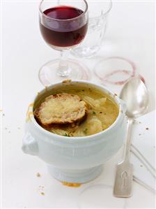 Parisian onion soup