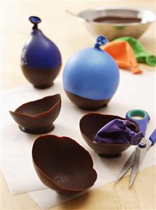 Making chocolate shells