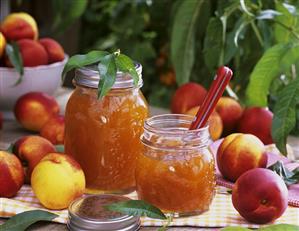 Nectarine jam and fresh nectarines