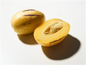 Pepino melon, whole and half