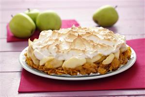 Apple meringue pie with cornflake crust