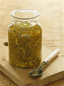 Kiwi fruit and lemon marmalade