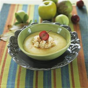 Apple puree with rice pudding