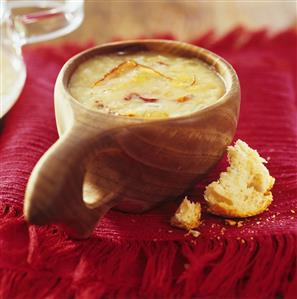 Onion soup with cheese