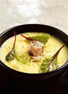 Potato soup with salmon and leeks