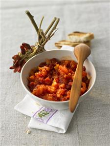 Spicy apricot and tomato compote