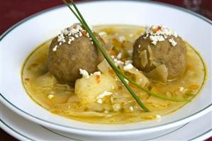 Sopa de bolas de verde (Soup with banana dumplings, Ecuador)