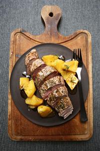 Pork fillet with pineapple