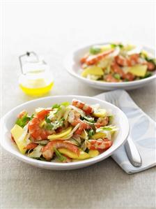 Fennel and mango salad with prawns